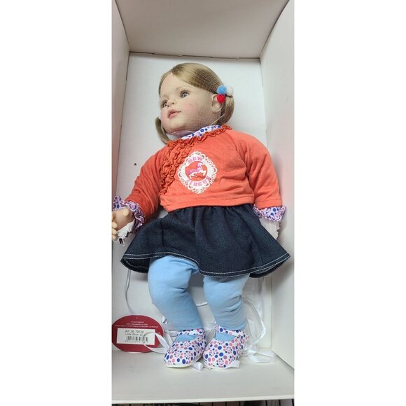 GOTZ Puppenmanufaktur 23.5 Inch Linda Doll Sammler Edition in Box - Picture 1 of 6